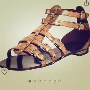 Giuseppe Zanotti flat gladiator sandals sz 38.